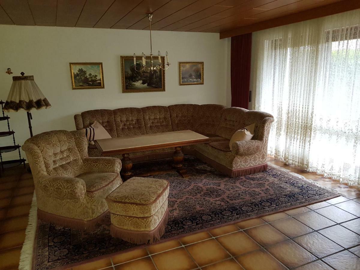 Gemuetliches Gaestehaus! Waldkraiburg Exterior foto